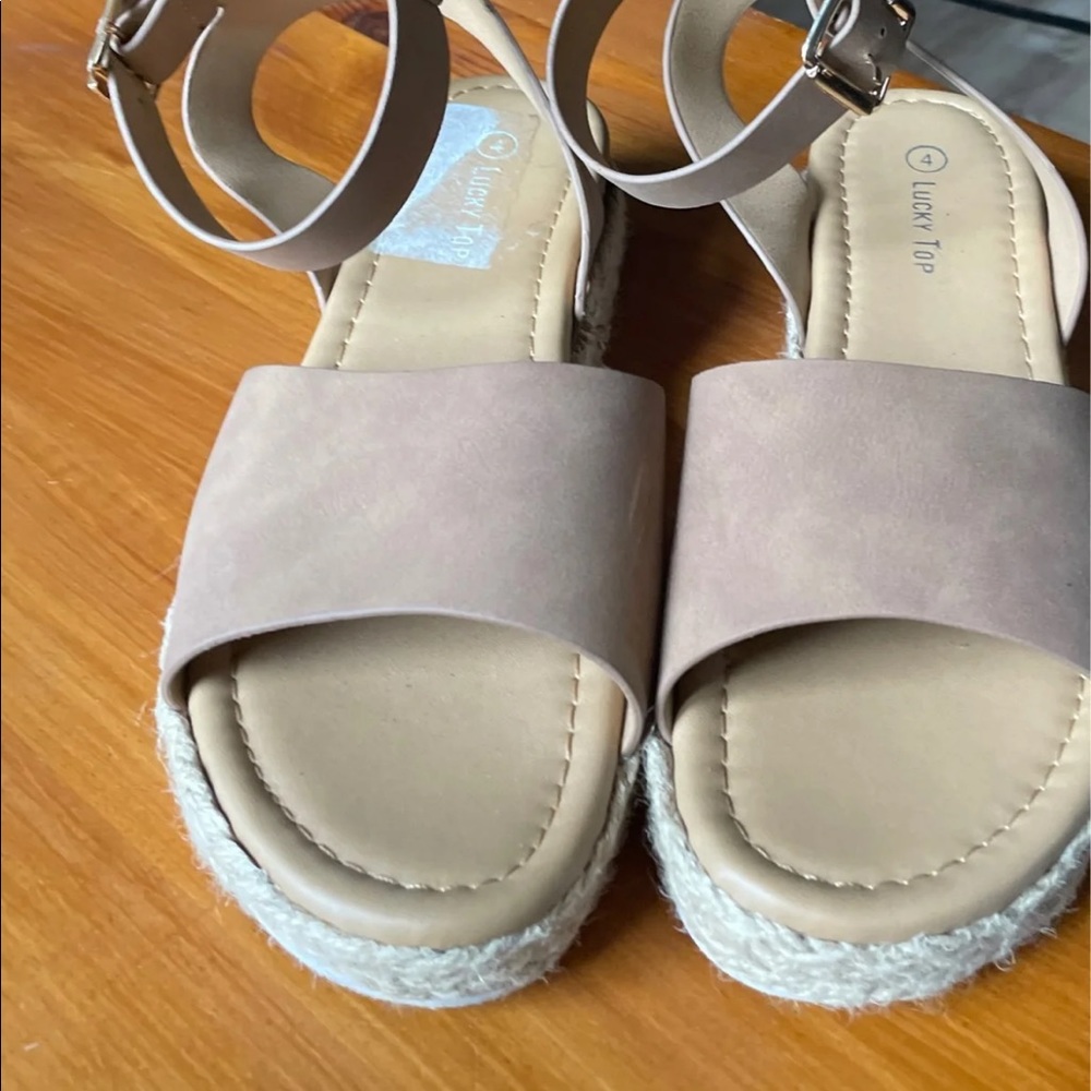 Wedge sandals